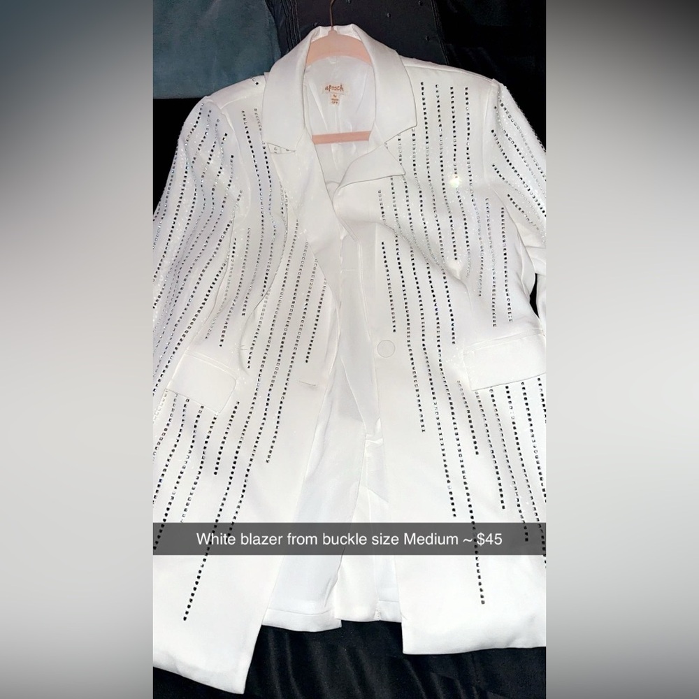 Blazer from buckle size medium